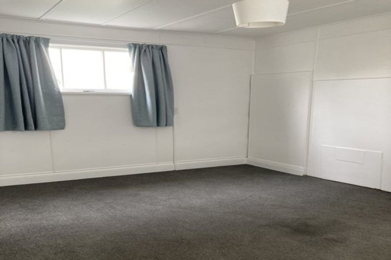 Photo of property in 20 Macdonald Crescent, Te Aro, Wellington, 6011