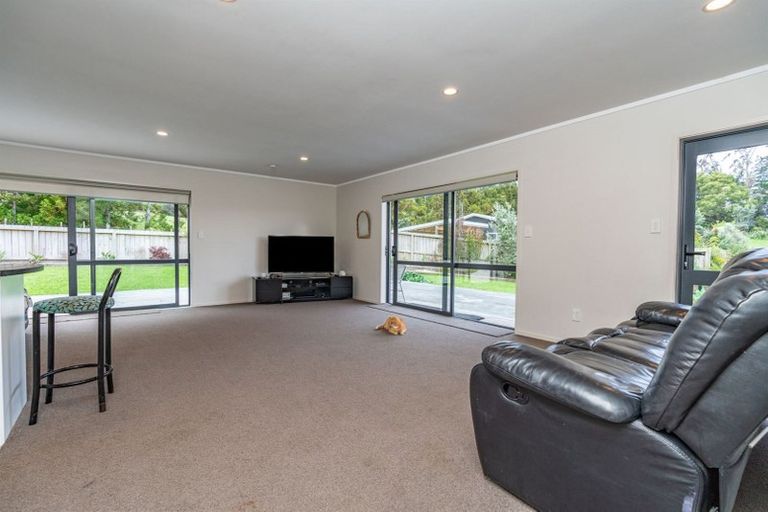 Photo of property in 11 Wharuka Glade, Mangawhai, 0505