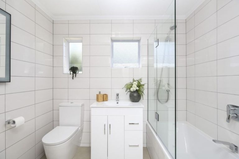 Photo of property in 66 Huatoki Street, Vogeltown, New Plymouth, 4310