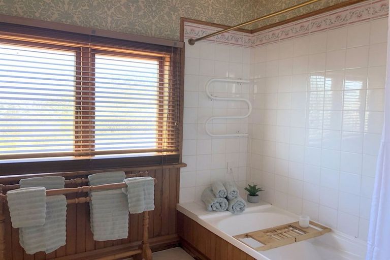 Photo of property in 11 Service Lane, Waipukurau, 4200