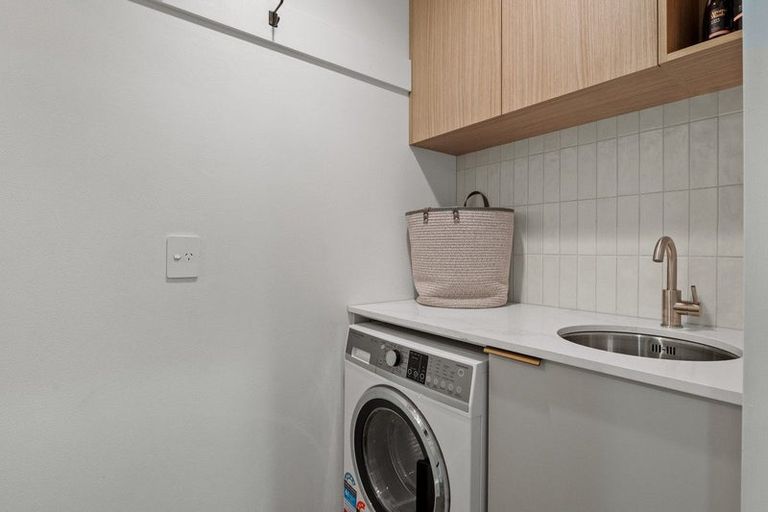 Photo of property in Goldridge Apartments, 9/43 Goldridge Way, Queenstown, 9300