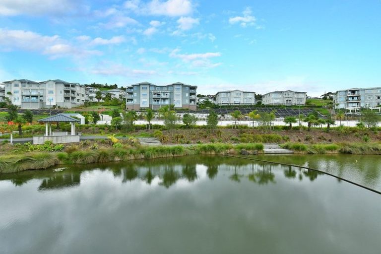 Photo of property in 19 Parkside Drive, Orewa, 0931