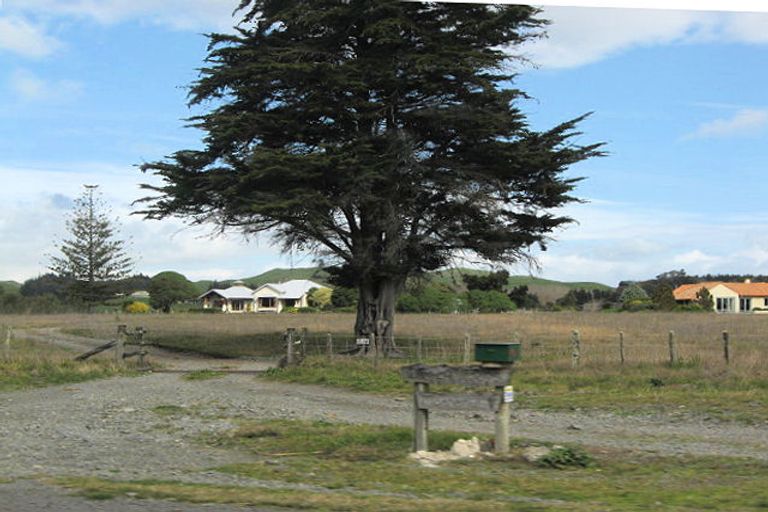 Photo of property in 160 Clifton Road, Te Awanga, 4102