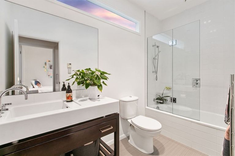 Photo of property in 41 Shackleton Road, Mount Eden, Auckland, 1024