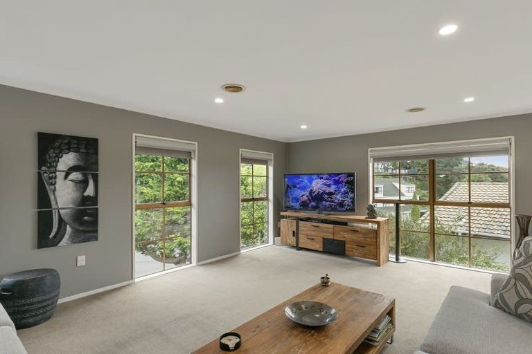 Photo of property in 51 Cambrian Street, Churton Park, Wellington, 6037