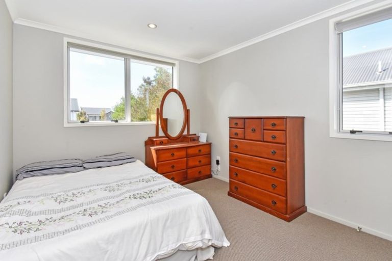 Photo of property in 11 Tarapiroe Avenue, Takanini, 2112