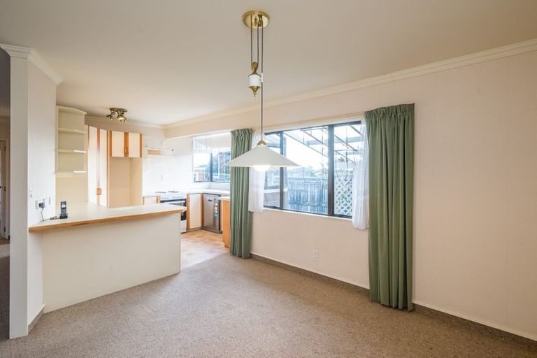 Photo of property in 10 Saint James Court, Paraparaumu, 5032