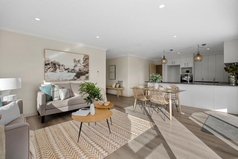 Photo of property in 8 Bathurst Crescent, Pyes Pa, Tauranga, 3112