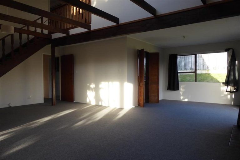 Photo of property in 8 Sunbrae Drive, Silverstream, Upper Hutt, 5019