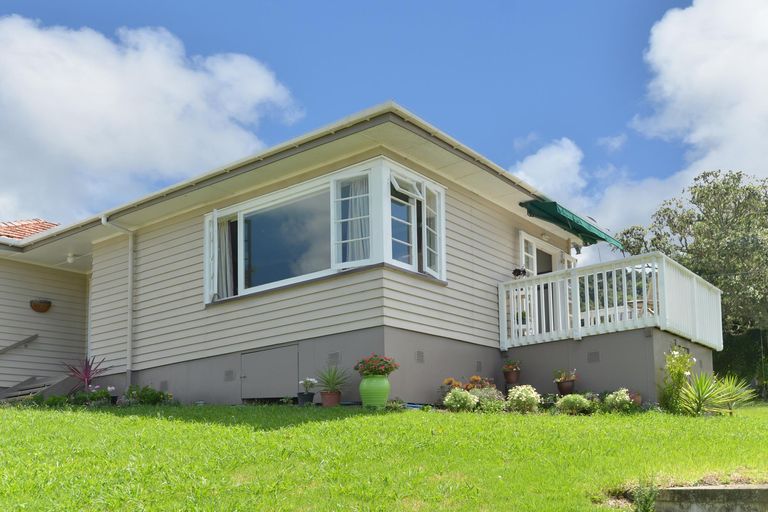Photo of property in 43 Kauika Road West, Avenues, Whangarei, 0110