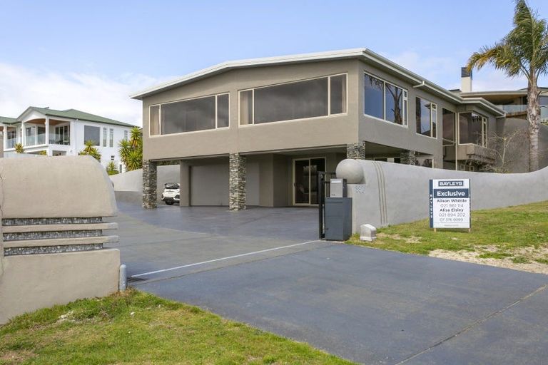 Photo of property in 382 Lake Terrace, Two Mile Bay, Taupo, 3330