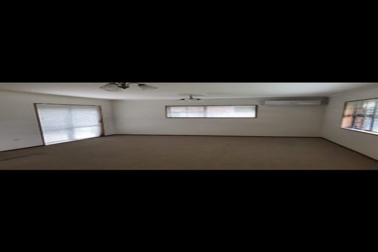 Photo of property in 11a Montgomery Terrace, Hokowhitu, Palmerston North, 4410