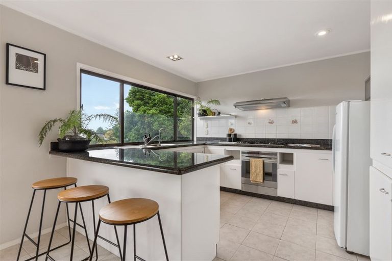 Photo of property in 2/111 Birkenhead Avenue, Birkenhead, Auckland, 0626