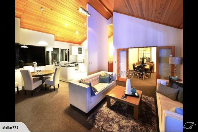 Photo of property in 11 Duncansby Road, Stanmore Bay, Whangaparaoa, 0932