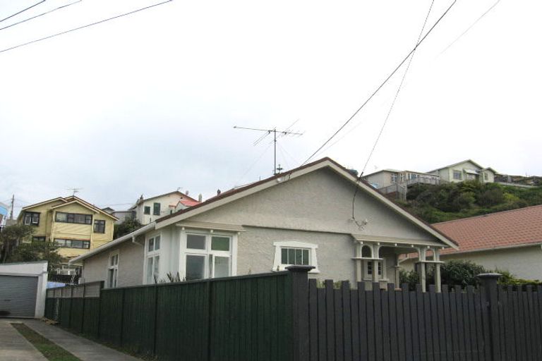 Photo of property in 34 Bridge Street, Rongotai, Wellington, 6022