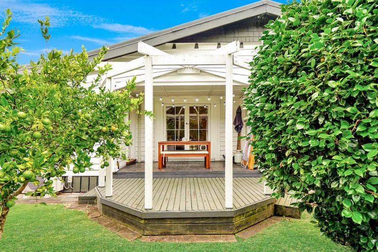 Photo of property in 1/354 Great South Road, Opaheke, Papakura, 2113