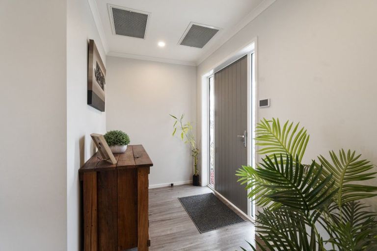 Photo of property in 11 Landon Way, Maewa, Feilding, 4702