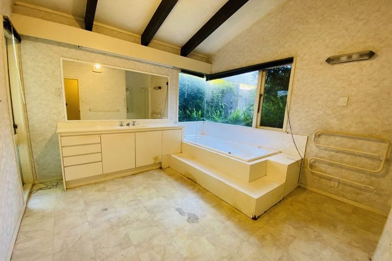 Photo of property in 95a Ostrich Farm Road, Pukekohe, 2676