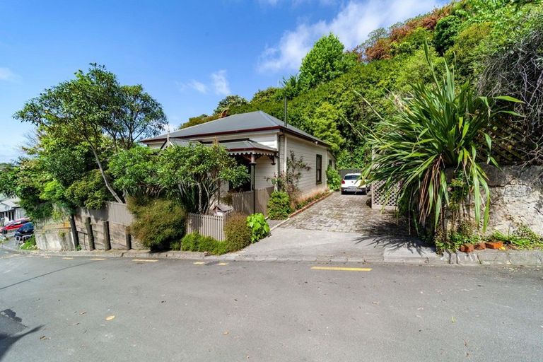 Photo of property in 8 Paradise Road, Napier South, Napier, 4110