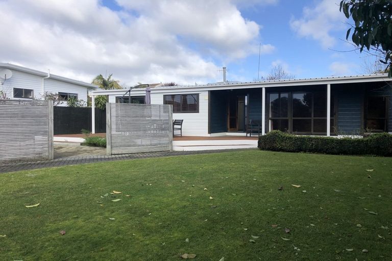 Photo of property in 8 Takapu Street, Matua, Tauranga, 3110
