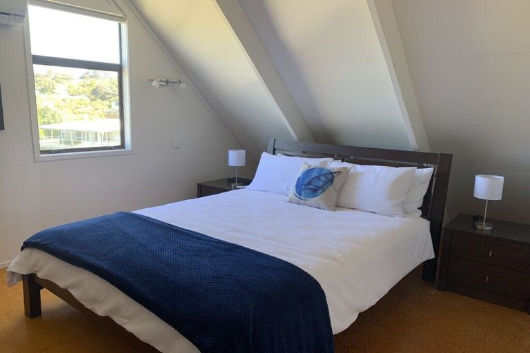 Photo of property in 22 Cuvier Crescent, Kuaotunu West, Whitianga, 3592