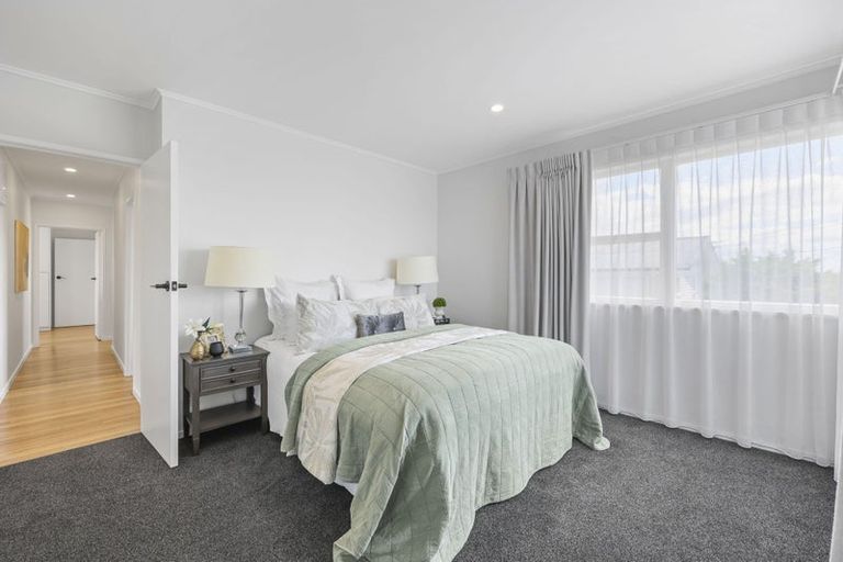 Photo of property in 109 Sandspit Road, Shelly Park, Auckland, 2014