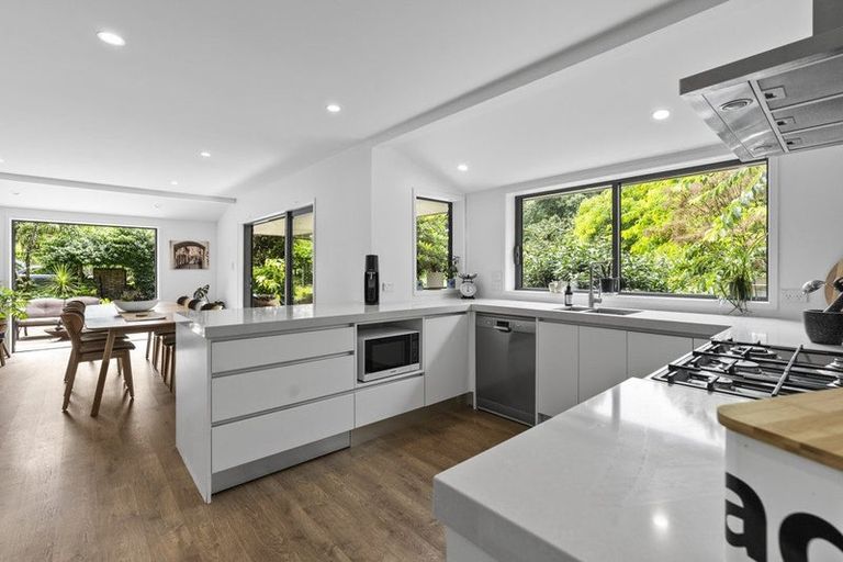Photo of property in 40d Karina Road, Merrilands, New Plymouth, 4312