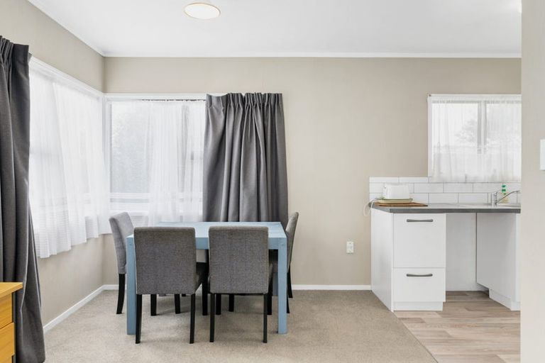 Photo of property in 18 Bradley Place, Nawton, Hamilton, 3200