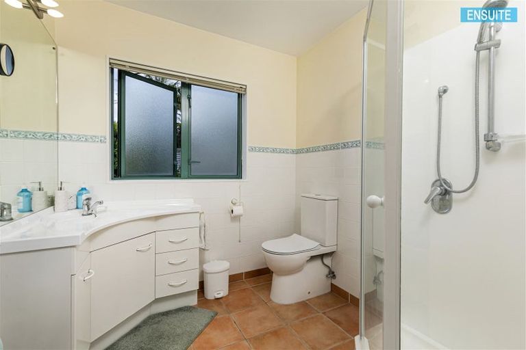 Photo of property in 19a Orchard Road, Browns Bay, Auckland, 0630