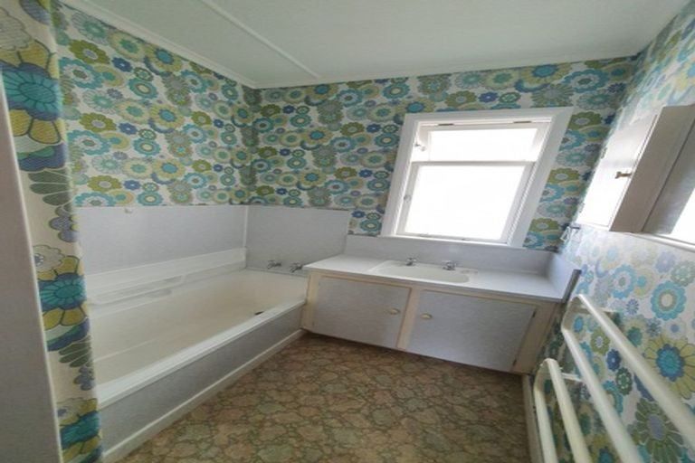 Photo of property in 96 Portal Street, Durie Hill, Whanganui, 4500