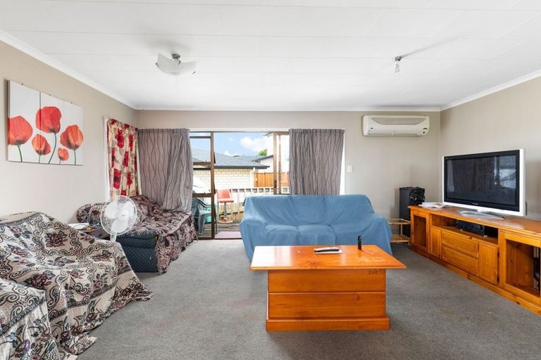 Photo of property in 150a Don Buck Road, Massey, Auckland, 0614