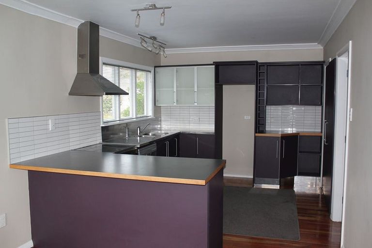 Photo of property in 14 Torbay Street, Brooklands, New Plymouth, 4310