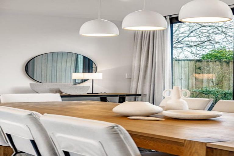 Photo of property in 106a Godden Crescent, Mission Bay, Auckland, 1071