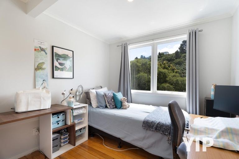 Photo of property in 74 Newlands Road, Newlands, Wellington, 6037