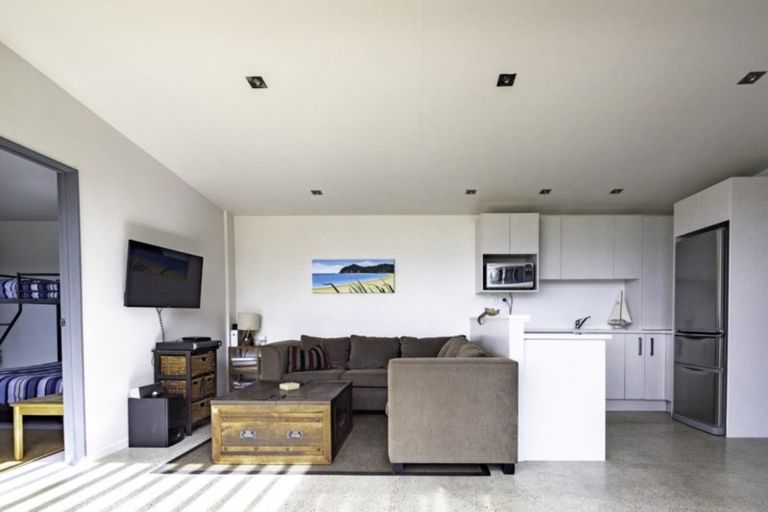 Photo of property in 63 Martin Road, Whangaruru, Hikurangi, 0184