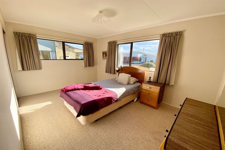 Photo of property in 17 Crossleigh Crescent, Balclutha, 9230