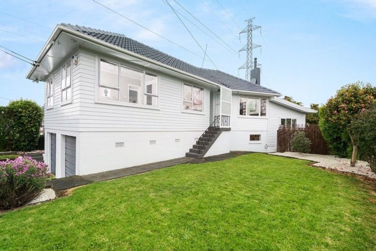 Photo of property in 44 Aurea Avenue, Pakuranga, Auckland, 2010