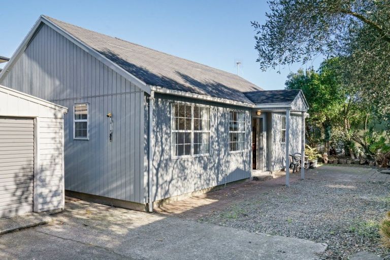 Photo of property in 1140b Papamoa Beach Road, Papamoa Beach, Papamoa, 3118