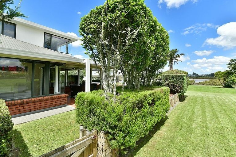 Photo of property in 69 Maygrove Drive, Orewa, 0931