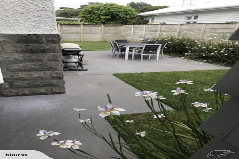 Photo of property in 76 Paynters Avenue, Strandon, New Plymouth, 4312