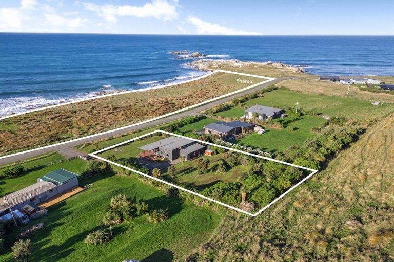 Photo of property in 149 Te Awaiti Road, Tora, Martinborough, 5782