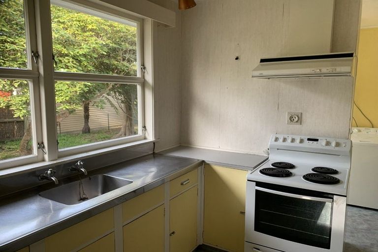 Photo of property in 41 Bond Street, Marton, 4710