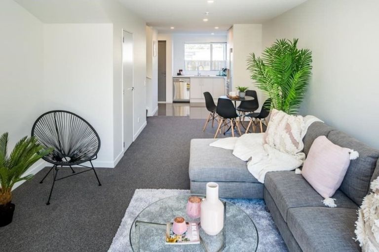 Photo of property in 2/36 Tacy Street, Kilbirnie, Wellington, 6022