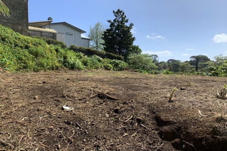 Photo of property in 12 Frankley Road, Westown, New Plymouth, 4310