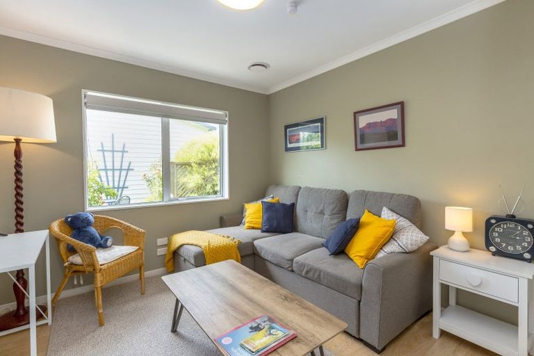 Photo of property in 28a Cotter Street, Greytown, 5712