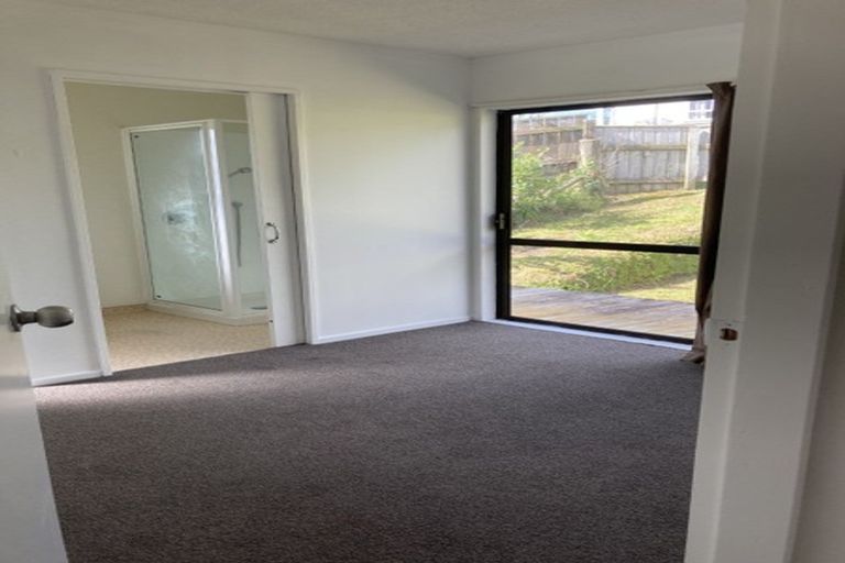 Photo of property in 36 Jackson Terrace, Ranui, Porirua, 5024