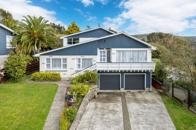 Photo of property in 68 Holborn Drive, Stokes Valley, Lower Hutt, 5019