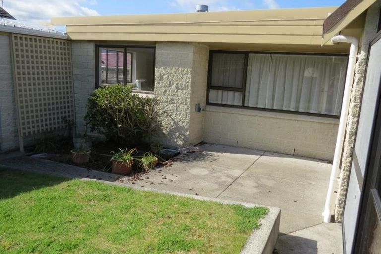 Photo of property in 25a Toru Road, Paraparaumu Beach, Paraparaumu, 5032