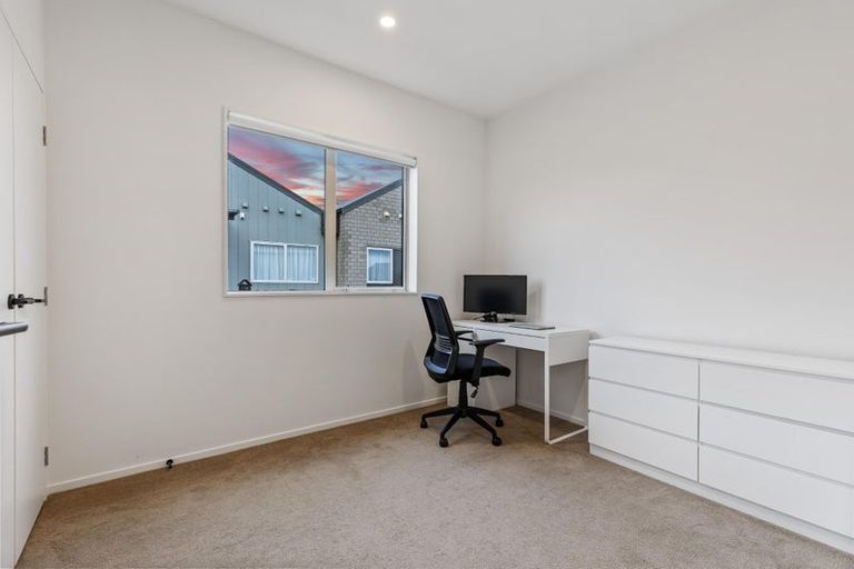 Photo of property in 51 Matakohe Road, Westgate, Auckland, 0814