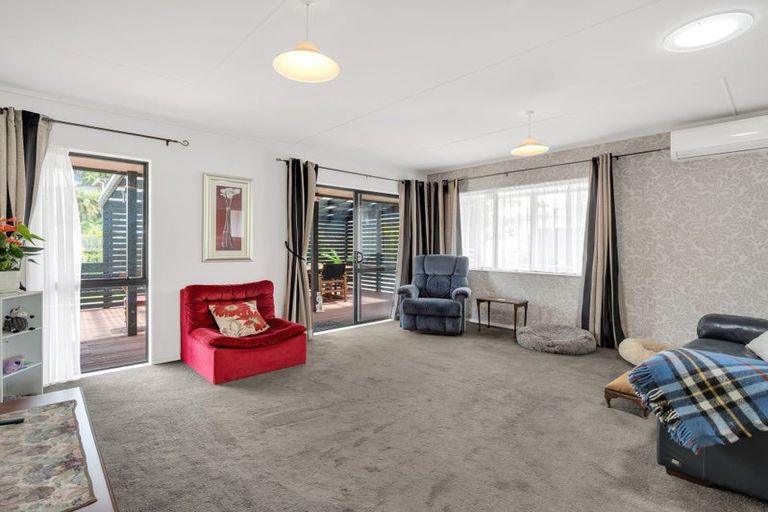 Photo of property in 21a Chester Street, Levin, 5510